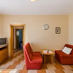 Cozy Mit Atemberaubenden Meerblick, Bbq Und Nur 500 Meter Zum Апартаменты