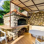 Cozy Mit Atemberaubenden Meerblick, Bbq Und Nur 500 Meter Zum Апартаменты *