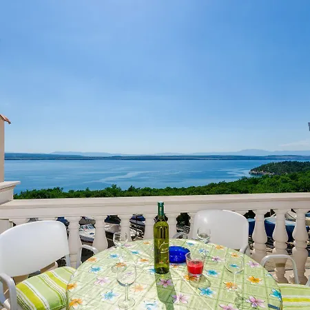 Apartment Cozy Mit Atemberaubenden Meerblick, Bbq Und Nur 500 Meter Zum